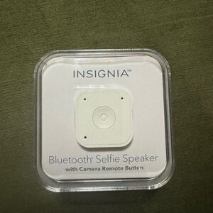 Insignia Bluetooth Selfie Speaker with Camera Remote Button | New